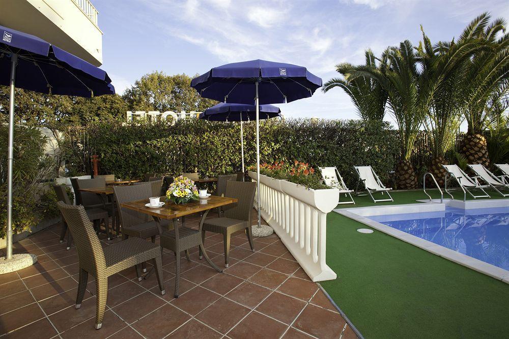Grand 4* Forte dei Marmi