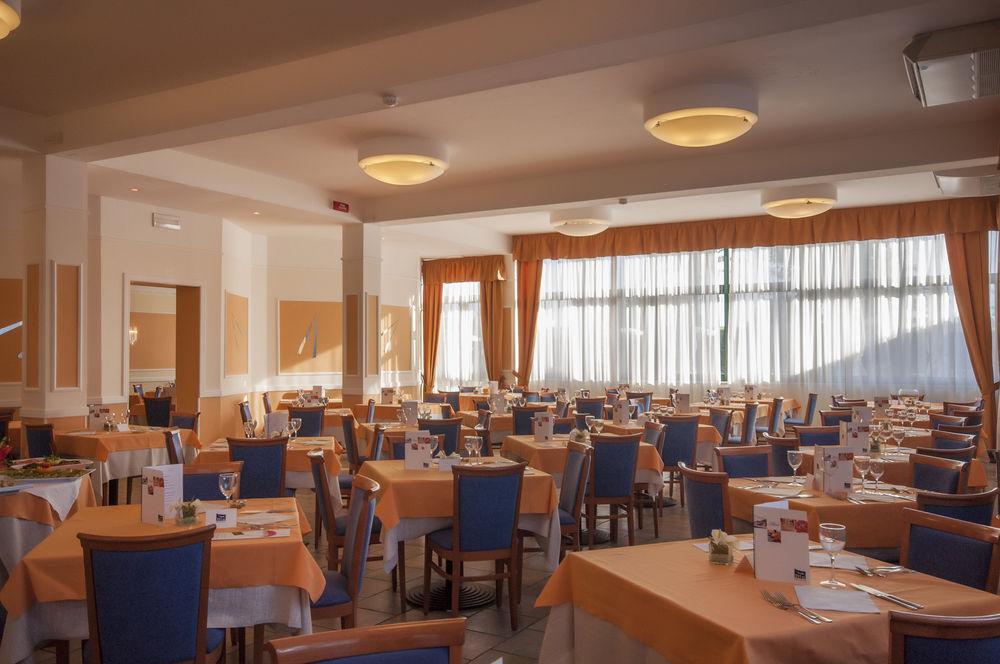 Hotel Grand 4*