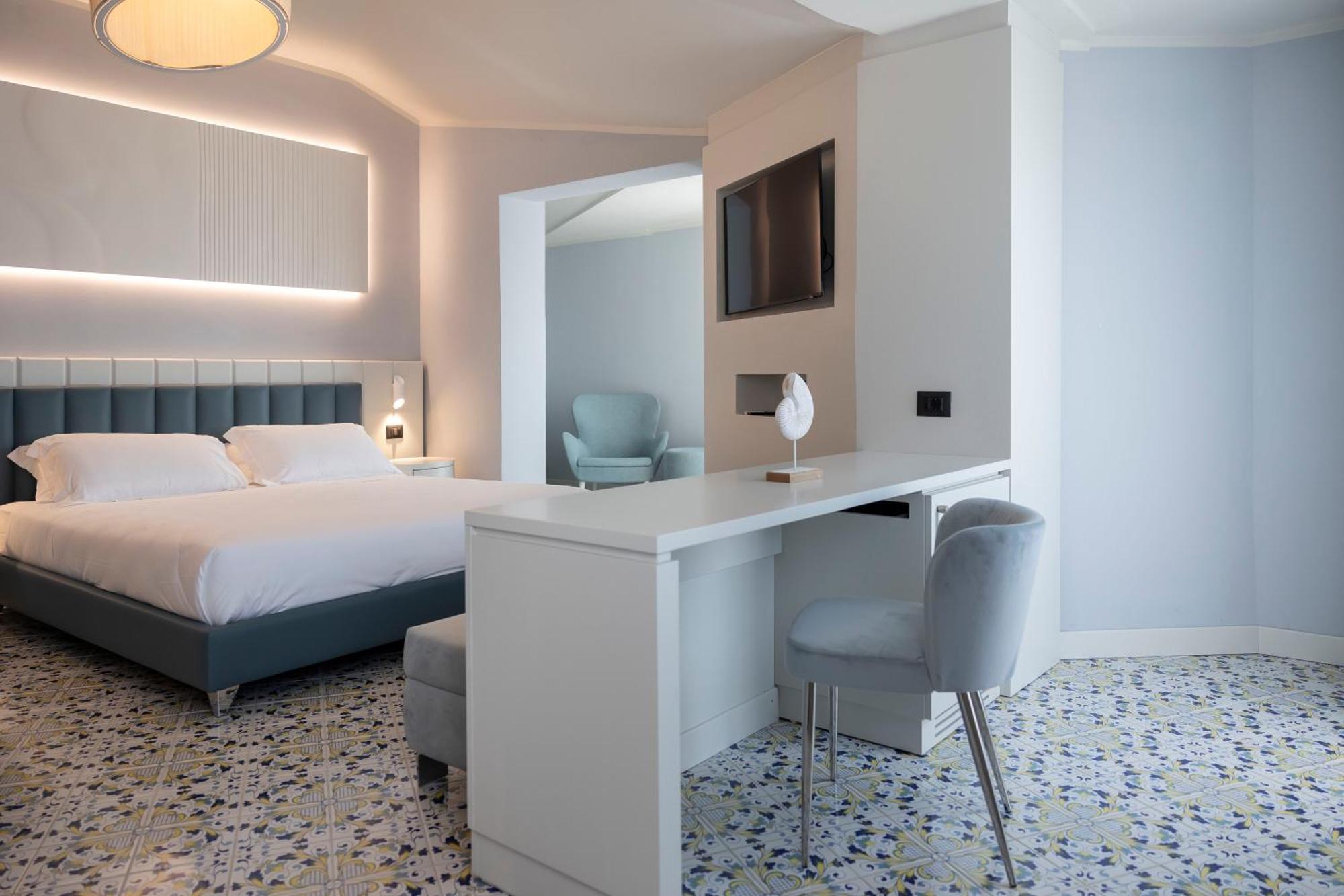 Grand Hotel 4*