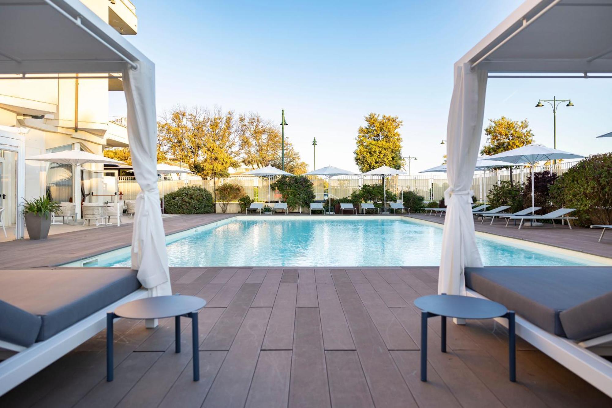 Hotel Grand 4*